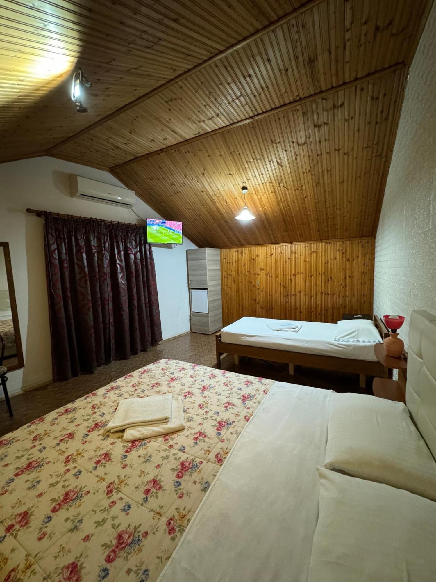 Holiday Guest-House Përmet Exteriér fotografie